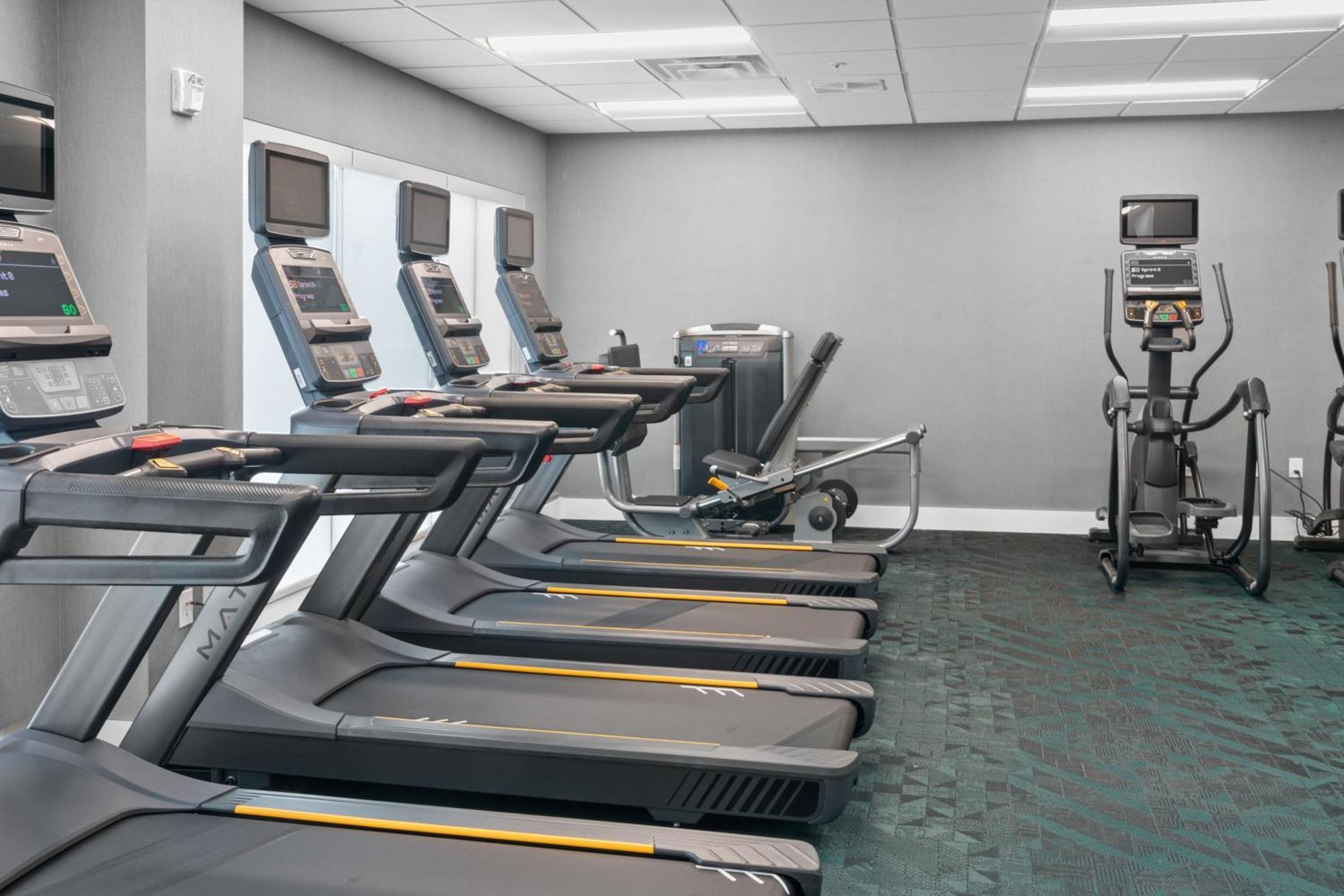 Towneplace Suites Jacksonville Airport Bagian luar foto