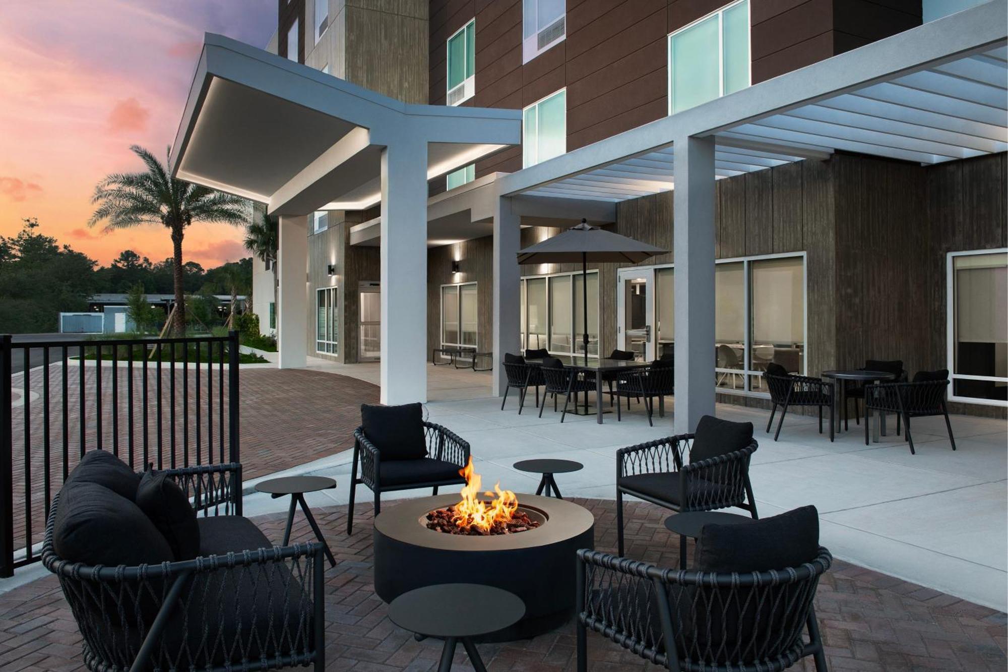 Towneplace Suites Jacksonville Airport Bagian luar foto