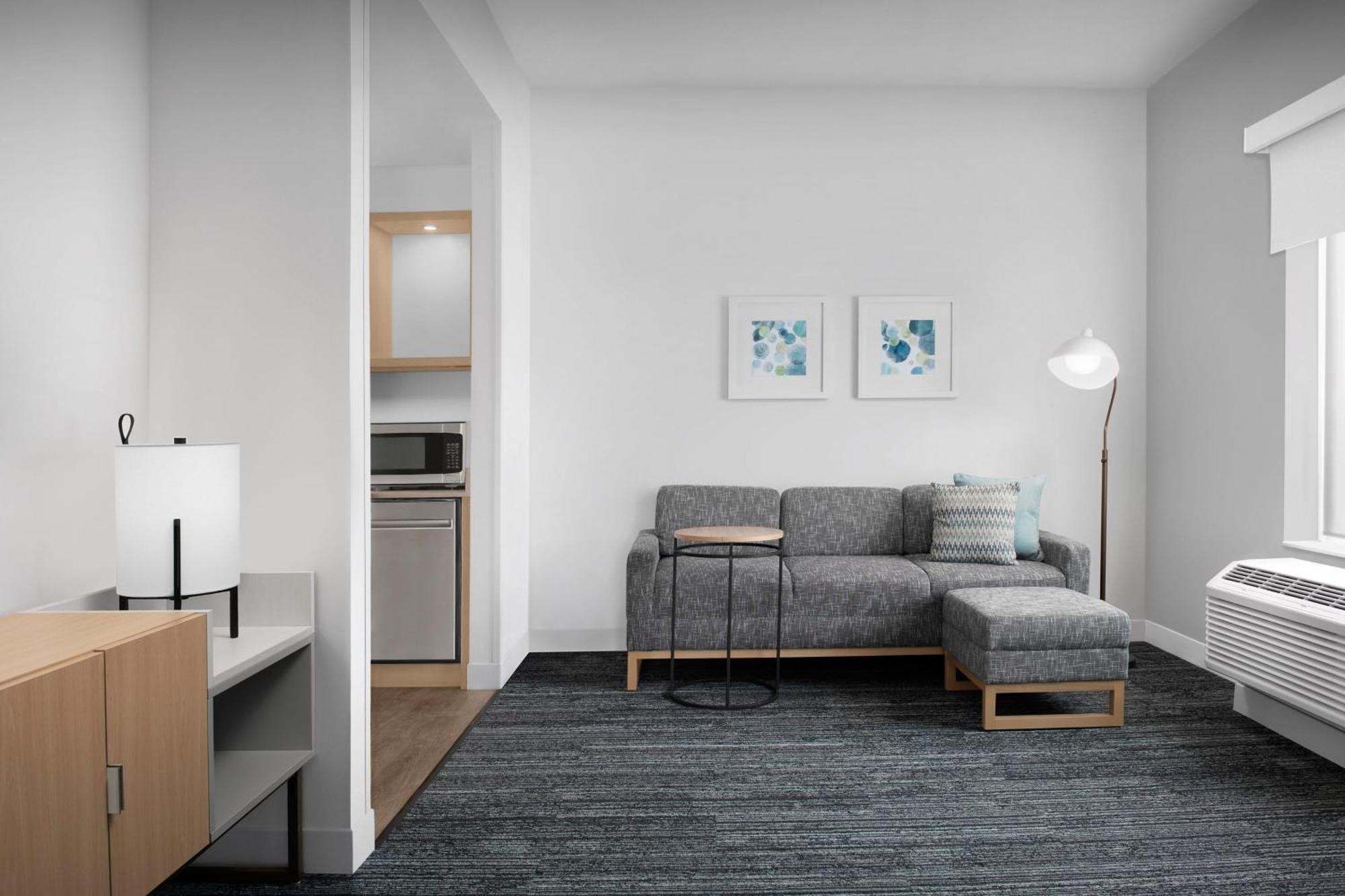 Towneplace Suites Jacksonville Airport Bagian luar foto